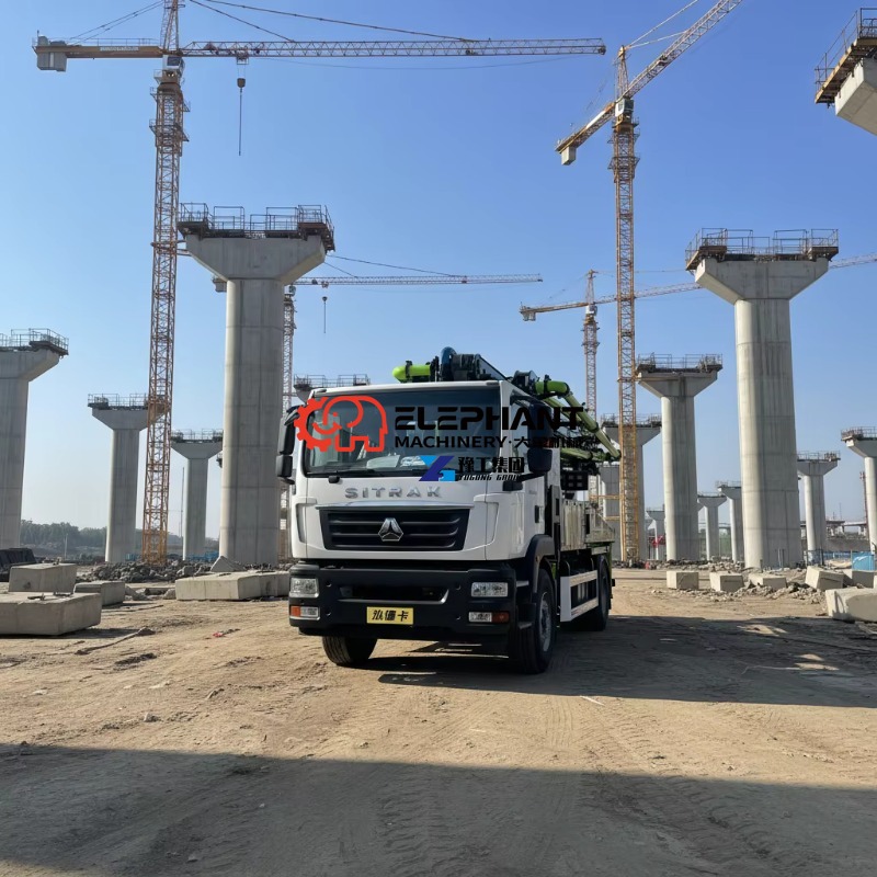 Autobetonpompa Nuova di Zecca  - Brand Heavy Equipment recensione e prezzo