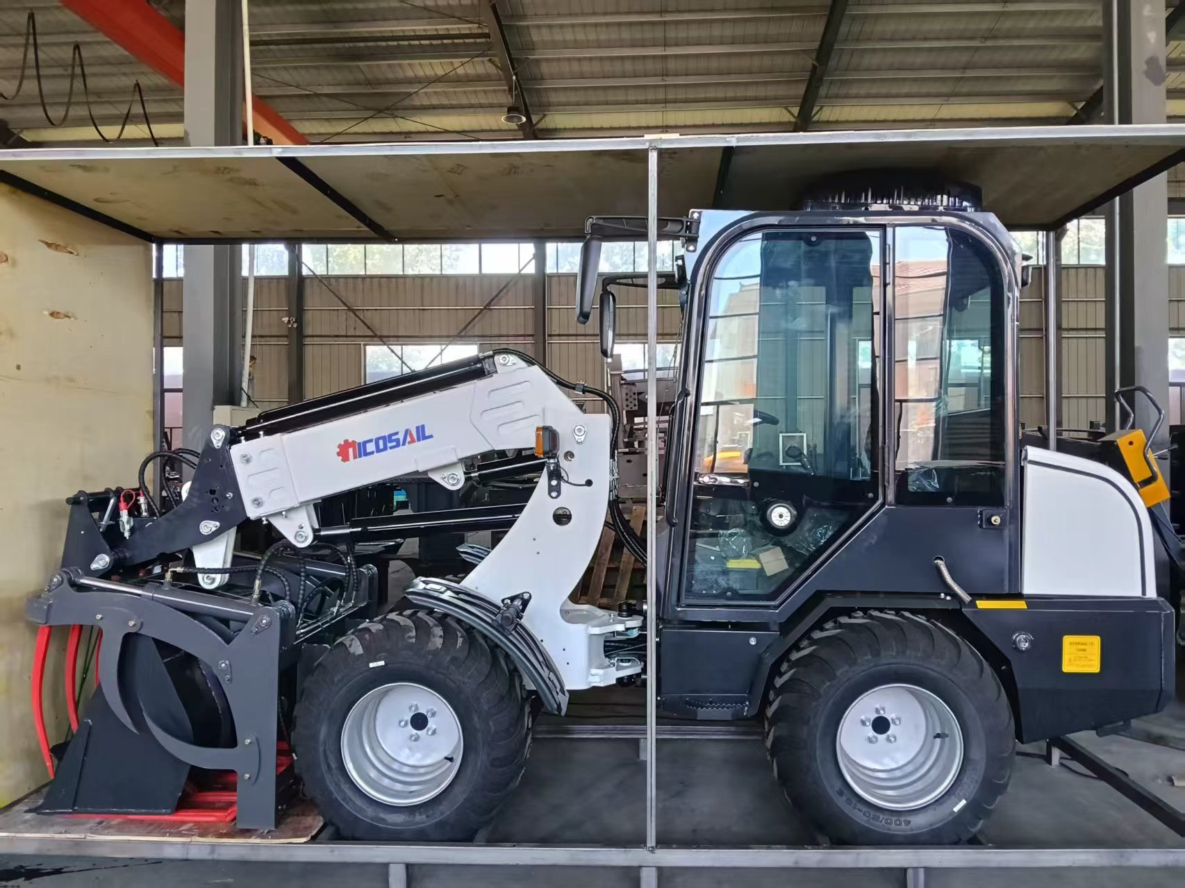 Caricatore Telescopico Compatt - Heavy Equipment Loader recensione e prezzo
